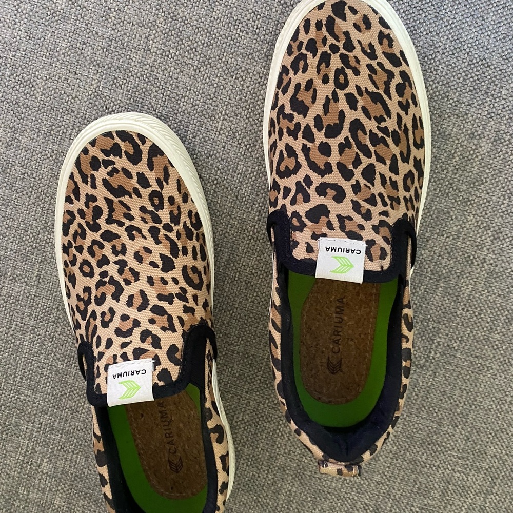 Cariuma Loafers Size 7.5